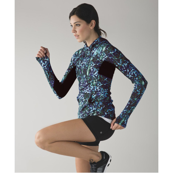 Lululemon Run UPF50+ Lightweight Hooded Slim Long Sleeve 4 Floral Black NWOT - Picture 7 of 13